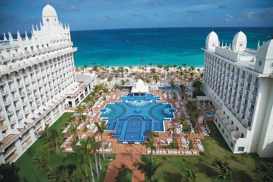 hotel-riu-palace-aruba